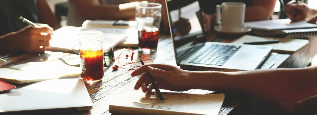 Read more about the article להיות מקצוען או חביב?